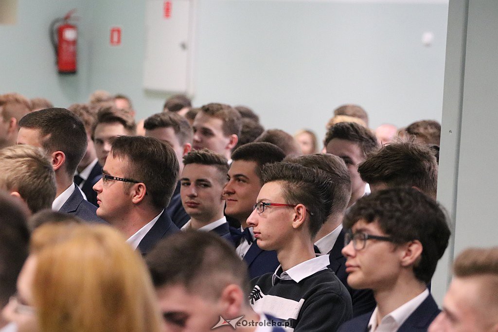 Zakończenie roku szkolnego klas maturalnych w ZSZ 1 [30.4.2019] - zdjęcie #23 - eOstroleka.pl