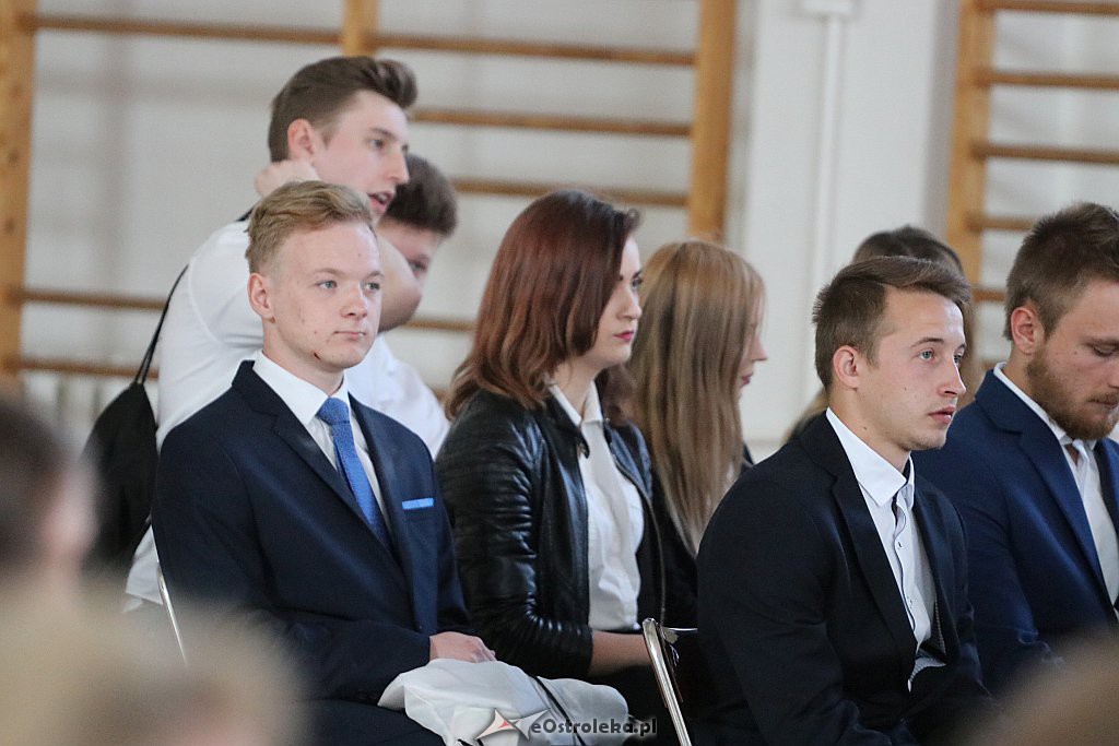 Zakończenie roku szkolnego klas maturalnych w ZSZ 3 [30.4.2019] - zdjęcie #9 - eOstroleka.pl
