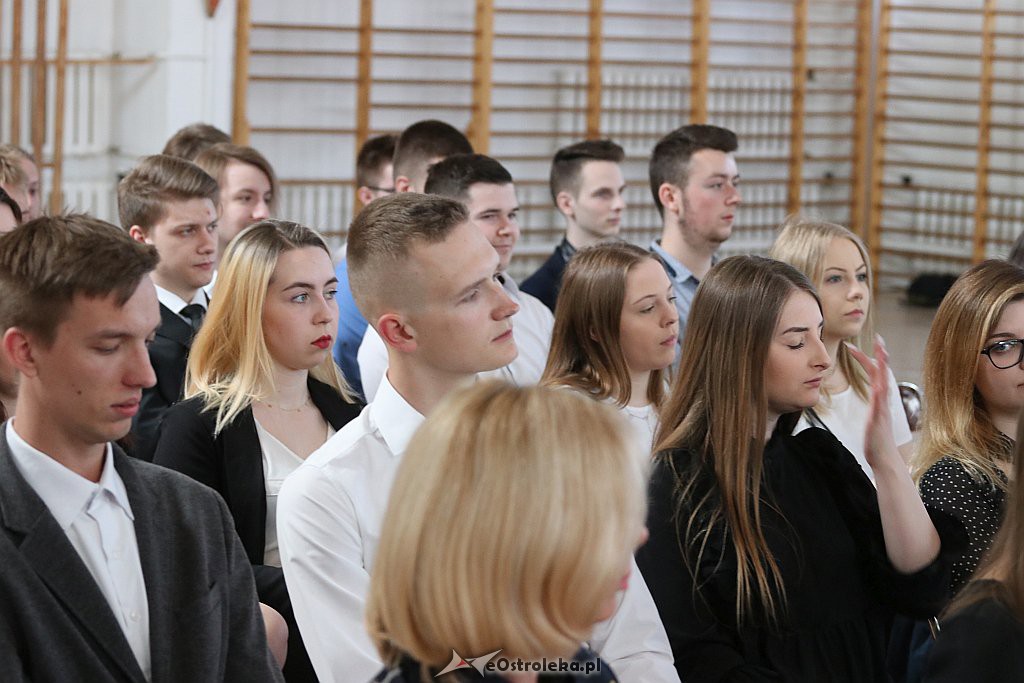 Zakończenie roku szkolnego klas maturalnych w ZSZ 3 [30.4.2019] - zdjęcie #20 - eOstroleka.pl