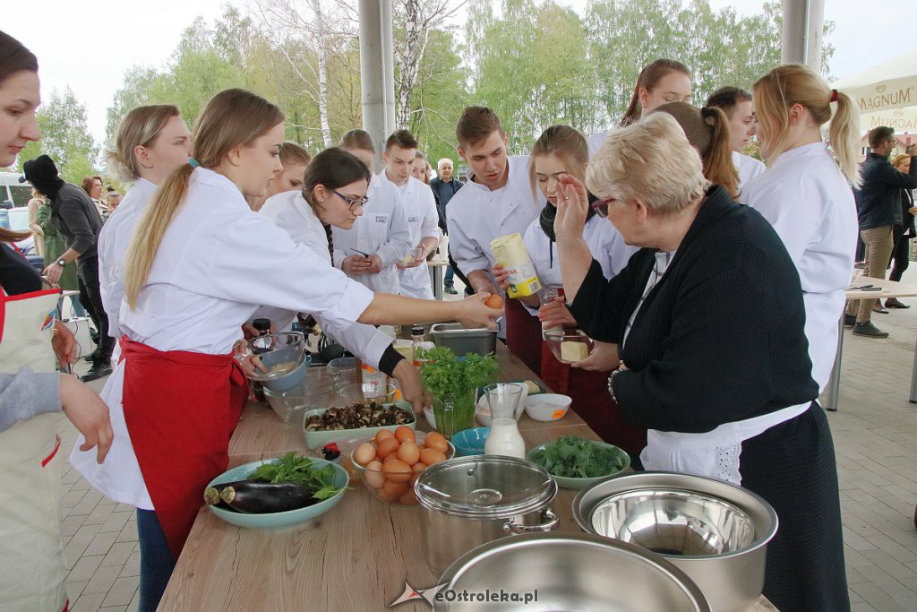 Międzypokoleniowe zmagania kulinarne w Multimedialnym Centrum Natura [10.05.2019] - zdjęcie #36 - eOstroleka.pl