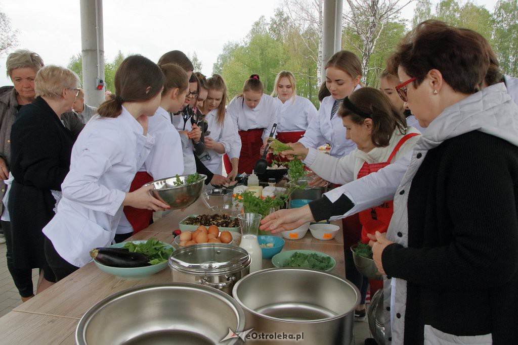 Międzypokoleniowe zmagania kulinarne w Multimedialnym Centrum Natura [10.05.2019] - zdjęcie #38 - eOstroleka.pl