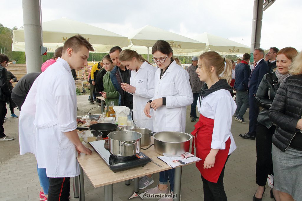 Międzypokoleniowe zmagania kulinarne w Multimedialnym Centrum Natura [10.05.2019] - zdjęcie #54 - eOstroleka.pl