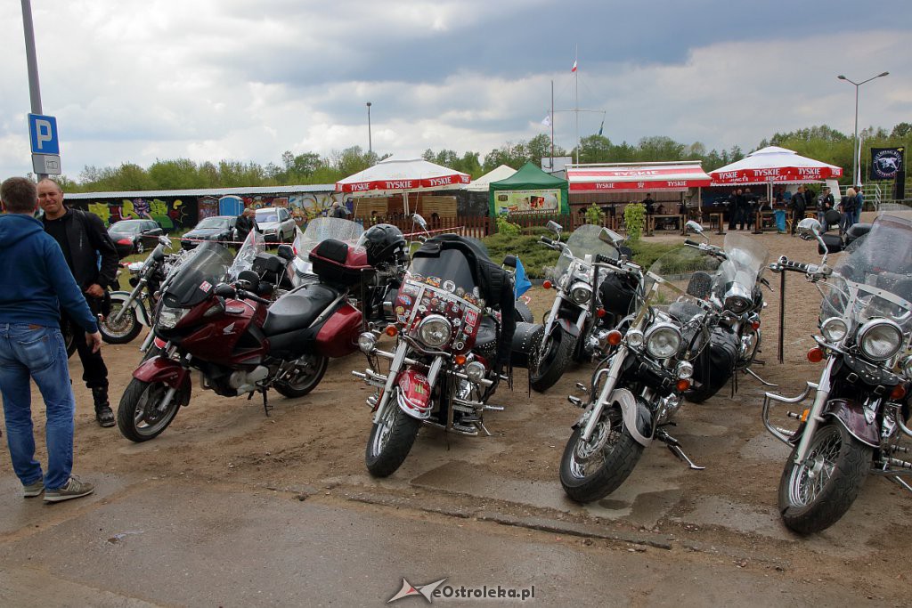 Rozpoczęcie sezonu motocyklowego i parada ulicami miasta [11.05.2019] - zdjęcie #8 - eOstroleka.pl