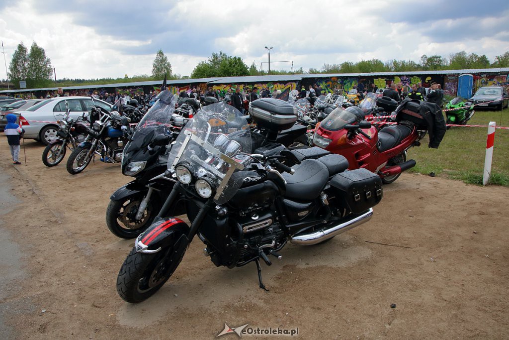 Rozpoczęcie sezonu motocyklowego i parada ulicami miasta [11.05.2019] - zdjęcie #10 - eOstroleka.pl