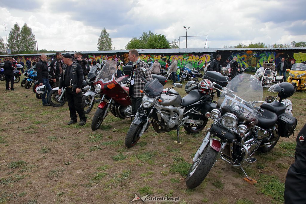 Rozpoczęcie sezonu motocyklowego i parada ulicami miasta [11.05.2019] - zdjęcie #12 - eOstroleka.pl
