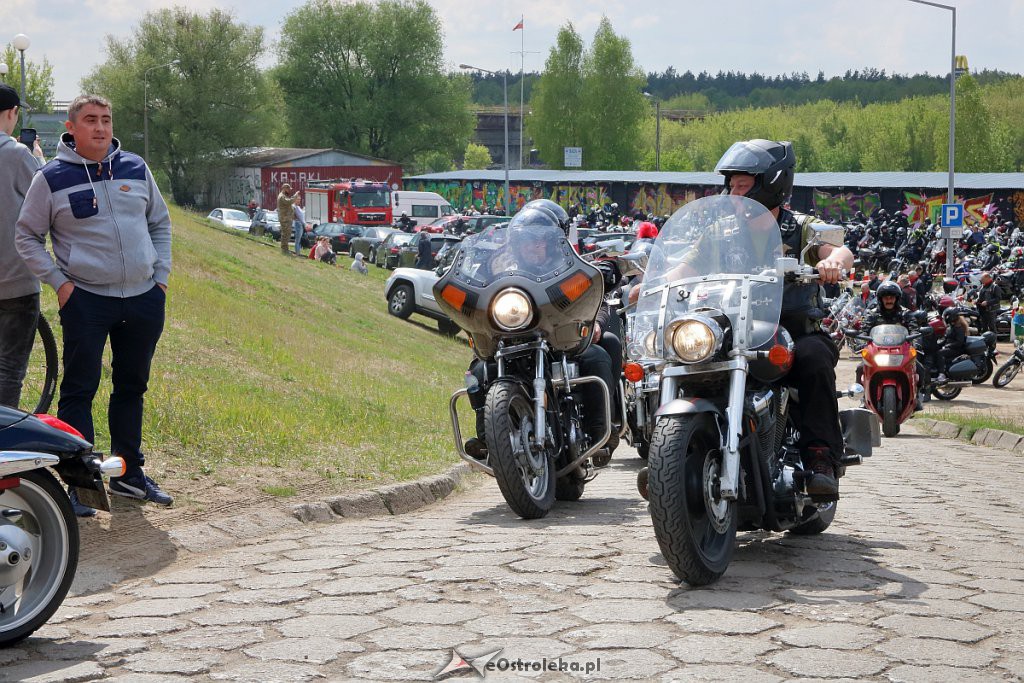 Rozpoczęcie sezonu motocyklowego i parada ulicami miasta [11.05.2019] - zdjęcie #77 - eOstroleka.pl