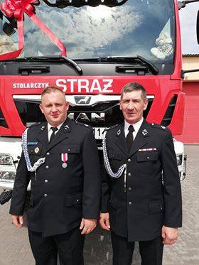 Strażacy ochotnicy z Troszyna dostali nowy wóz ratowniczo-gaśniczy [15.05.2019] - zdjęcie #24 - eOstroleka.pl