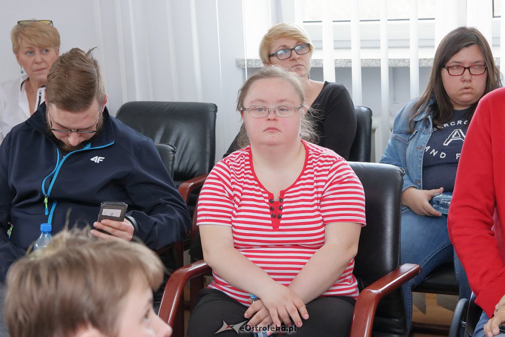 Dzień osób z niepełnosprawnością w ostrołęckim ZUS-ie [ZDJĘCIA] - zdjęcie #13 - eOstroleka.pl