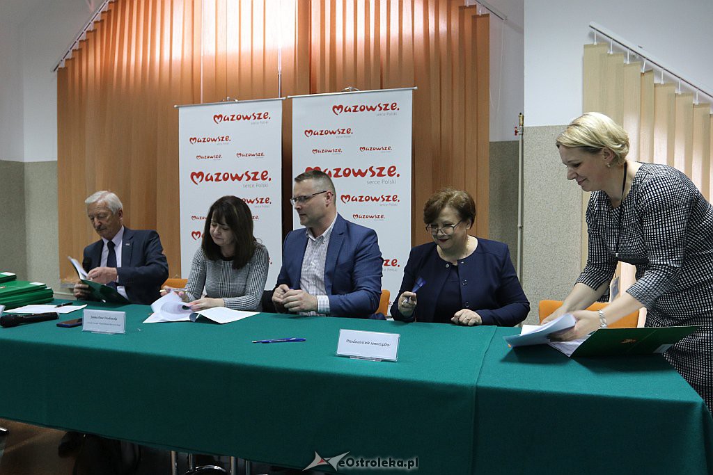 Podpisanie umów na dofinansowania dla gmin [22.5.2019] - zdjęcie #22 - eOstroleka.pl