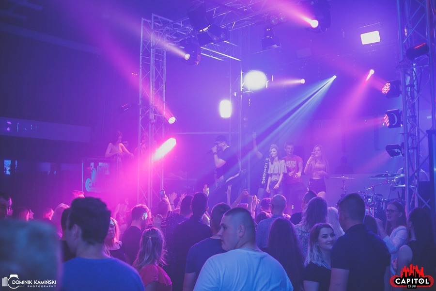 Gala disco w Clubie Capitol Sypniewo [ZDJĘCIA] - zdjęcie #33 - eOstroleka.pl