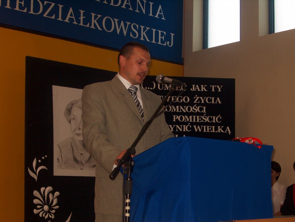 Nadanie imienia Z. Niedziałkowskiej SP 5 w Ostrołęce - zdjęcie #16 - eOstroleka.pl