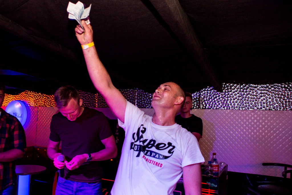 Single Party z piwnym konkursem w Clubie Ibiza Zalesie [ZDJĘCIA] - zdjęcie #30 - eOstroleka.pl