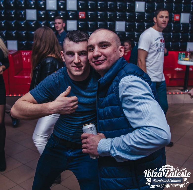 II dzień świąt w Clubie Ibiza Zalesie - Jadą! Jadą! MALOS & Paff Dee [26.12.2019] - zdjęcie #22 - eOstroleka.pl