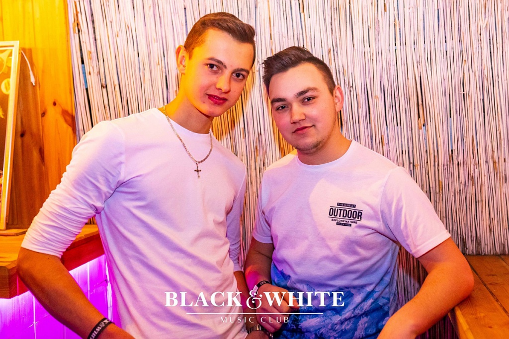 Tak bawiliście się w Walentynki z Popkiem w Clubie Black&White! [14.02.2020] - zdjęcie #6 - eOstroleka.pl