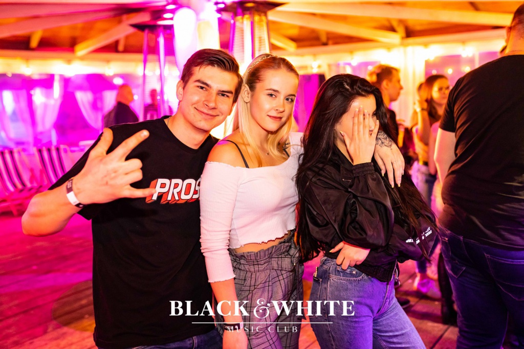 Dzień Kobiet w Clubie Black&White. Powspominajmy! [07.03.2020] - zdjęcie #13 - eOstroleka.pl