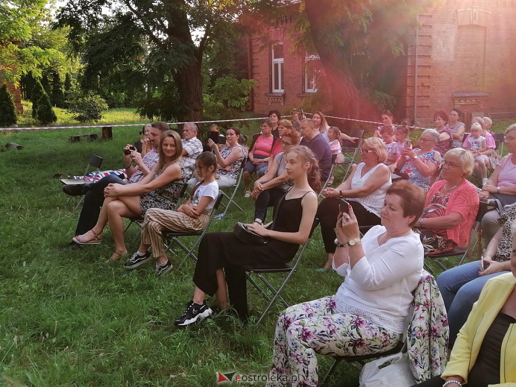 „Wojtki grają” – wokaliści ze Studia Piosenki w programie „Kochać… łatwo powiedzieć” [17.07.2020] - zdjęcie #10 - eOstroleka.pl