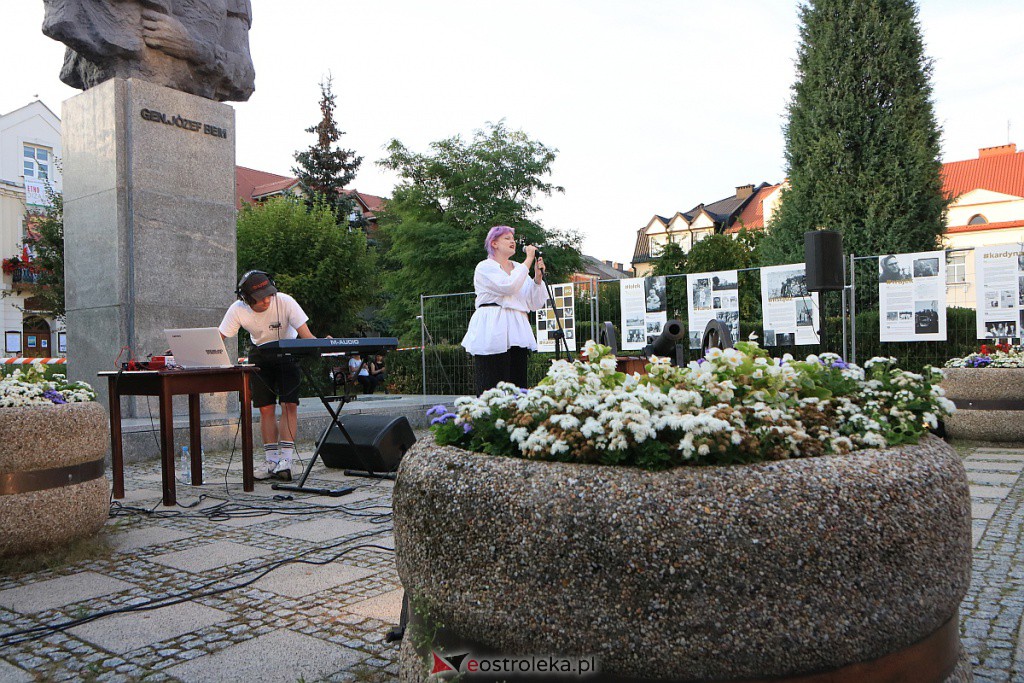 Art Czwartek - Śnię - recital Klaudii Miłoszewskiej [06.08.2020] - zdjęcie #10 - eOstroleka.pl