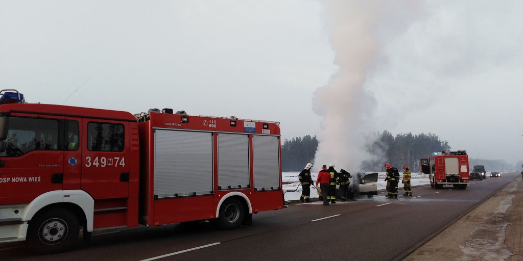 Pożary pod Ostrołęką. Gdy strażacy gasili jeden, kilka metrów dalej wybuch drugi! [23.02.2021] - zdjęcie #3 - eOstroleka.pl