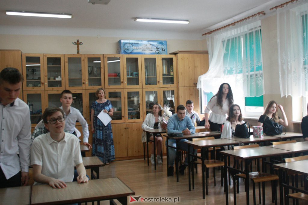 Zakończenie roku szkolnego w tzw. „małym ogólniaku” [25.06.2021] - zdjęcie #35 - eOstroleka.pl