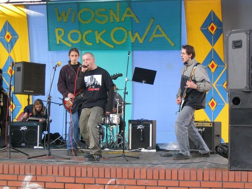 Wiosna Rockowa 2004 - Ostrołęka - zdjęcie #6 - eOstroleka.pl