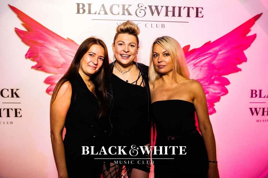 Piękni i Młodzi w Clubie Black&White [27.08.2021] - zdjęcie #37 - eOstroleka.pl