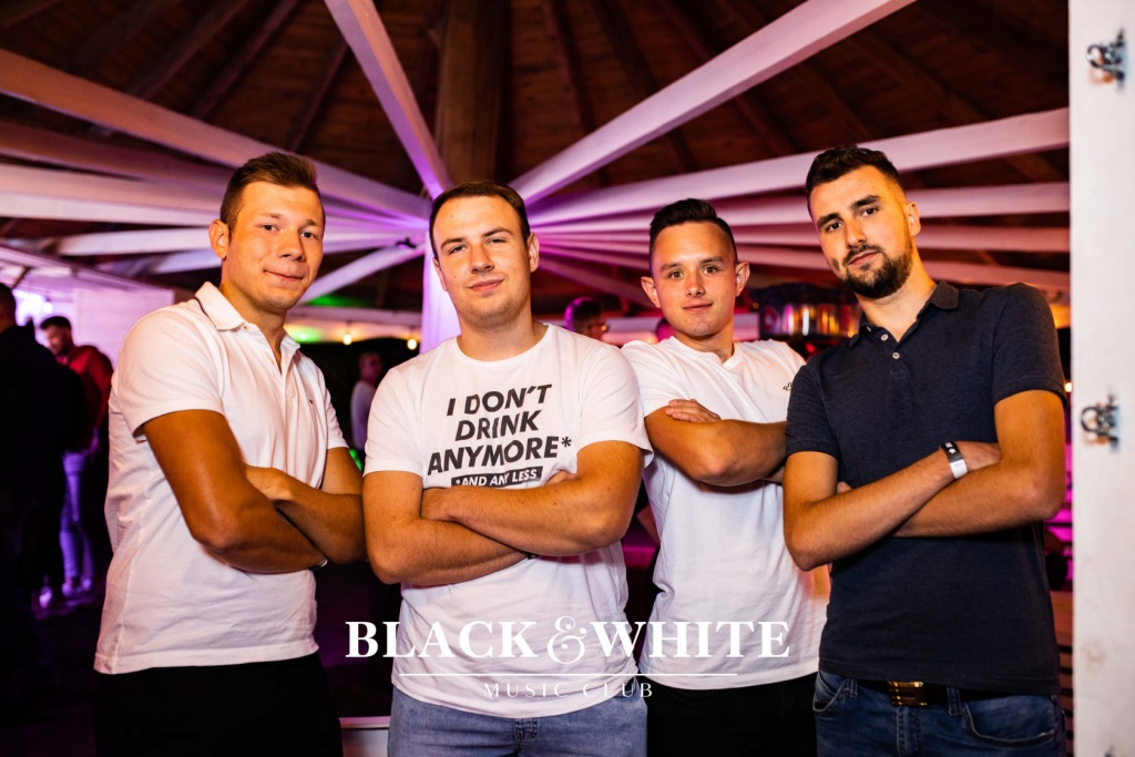 Miły Pan w Clubie Black&White [03.09.2021] - zdjęcie #34 - eOstroleka.pl