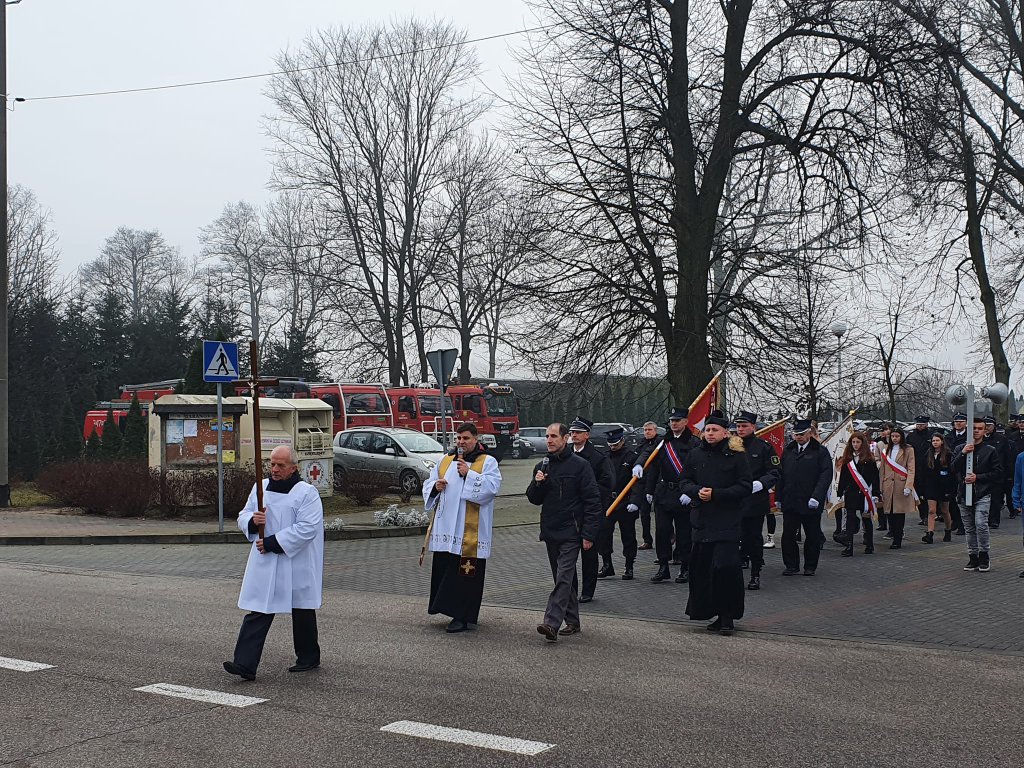 Obchody 103. rocznicy odzyskania przez Polskę Niepodległości w Baranowie [11.11.2021] - zdjęcie #14 - eOstroleka.pl