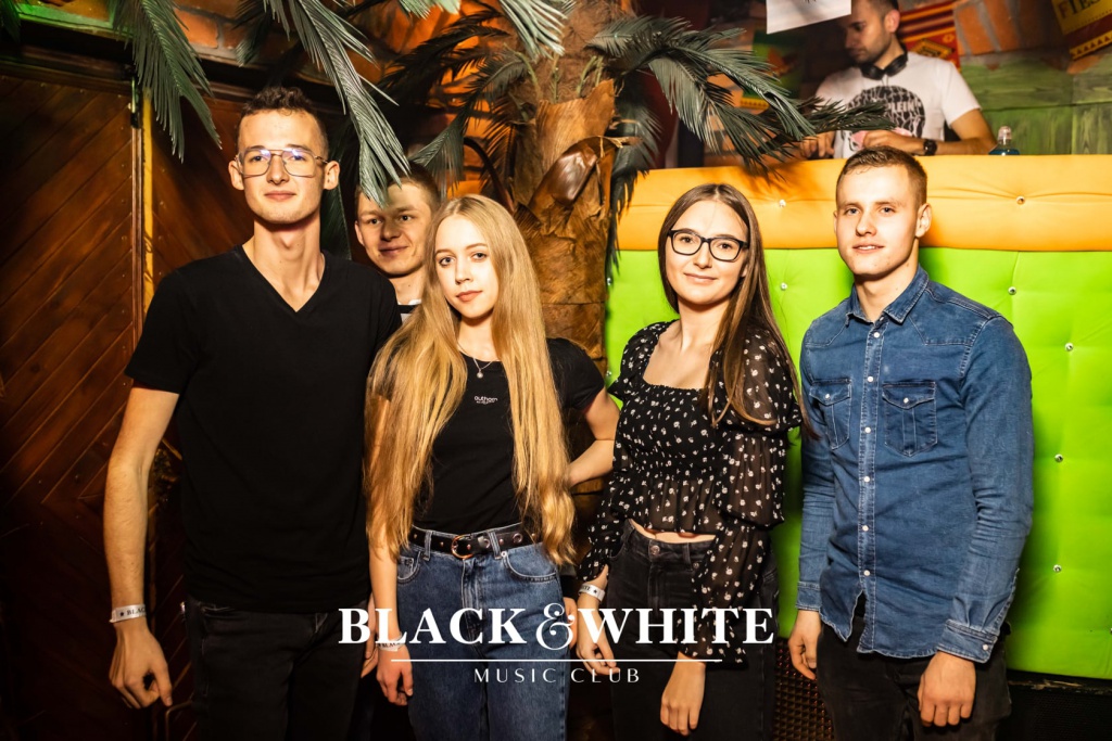Topky w Clubie Black&White [05.11.2021] - zdjęcie #4 - eOstroleka.pl
