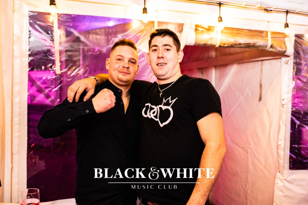Gorące trzydziestki w Clubie Black&White [20.11.2021] - zdjęcie #27 - eOstroleka.pl