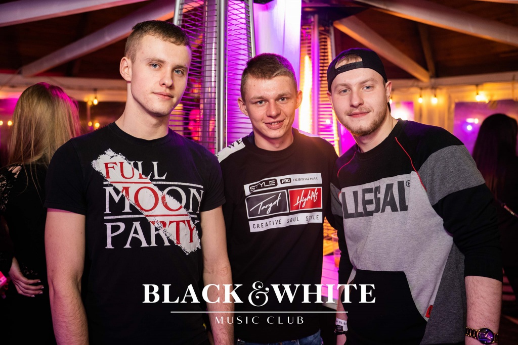 Kolejne weekendowe spotkanie w Clubie Black&White [29.01.2022] - zdjęcie #2 - eOstroleka.pl