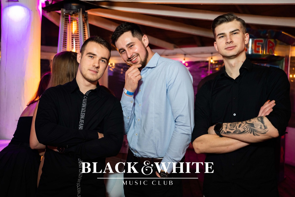 DiscoBoys w Clubie Black&White [04.02.2022] - zdjęcie #1 - eOstroleka.pl