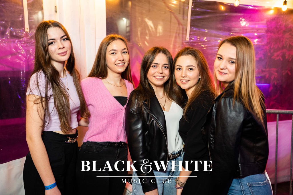 DiscoBoys w Clubie Black&White [04.02.2022] - zdjęcie #8 - eOstroleka.pl