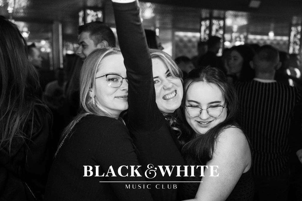 Walentynki w Clubie Black&White [18.02.2022] - zdjęcie #2 - eOstroleka.pl