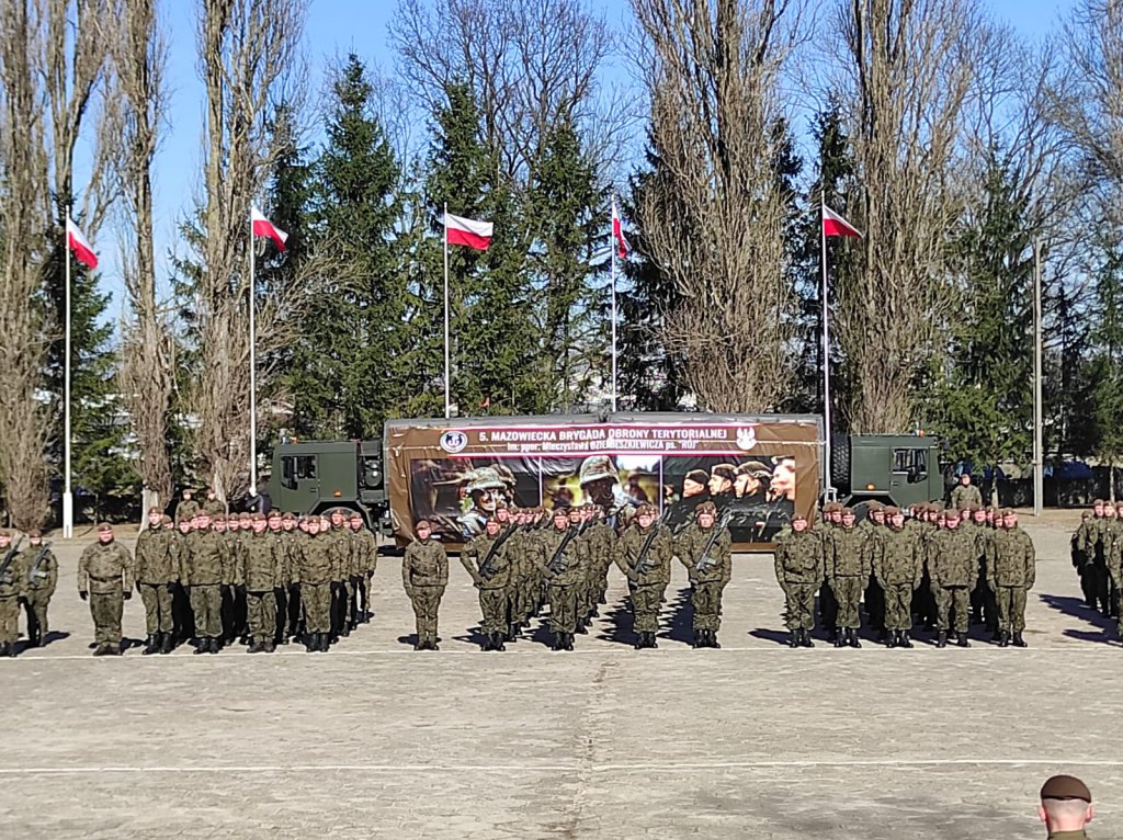Złożyli przysięgę wojskową, gotowi stanąć w obronie Ojczyzny - zdjęcie #2 - eOstroleka.pl