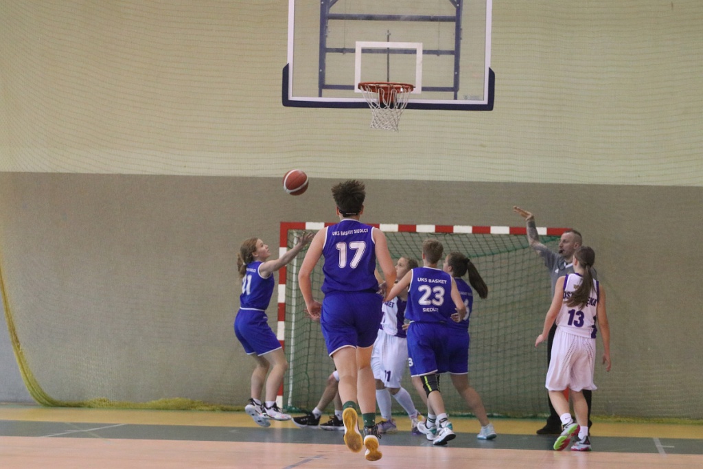 Unia Basket Ostrołęka - UKS Basket Siedlce [16.10.2022] - zdjęcie #30 - eOstroleka.pl