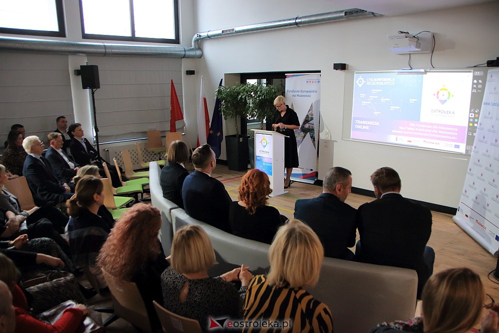 Konferencja w Multicentrum: “Przyszłość Mazowsza z Funduszami Europejskimi” [18.11.2022] - zdjęcie #26 - eOstroleka.pl