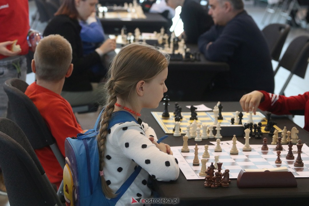 Mistrzostwa Ostrołęki w szachach szybkich [20.11.2022] - zdjęcie #24 - eOstroleka.pl