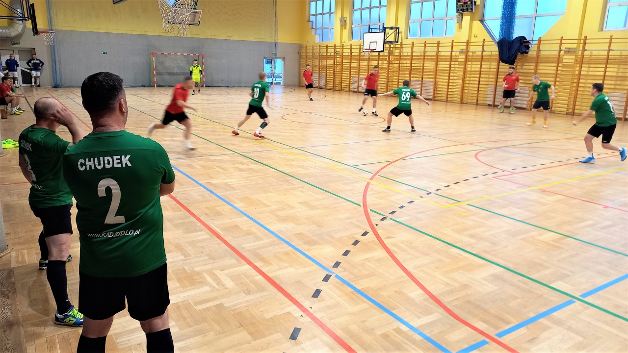  Turniej Piłki Nożnej Halowej o Puchar Wójta Gminy Lelis [18.12.2022] - zdjęcie #6 - eOstroleka.pl
