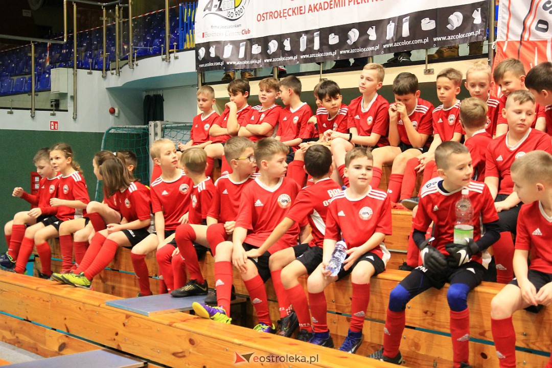 Świąteczna niespodzianka dla wychowanków Ostrołęckiej Akademii Piłki Nożnej [21.12.2022] - zdjęcie #28 - eOstroleka.pl
