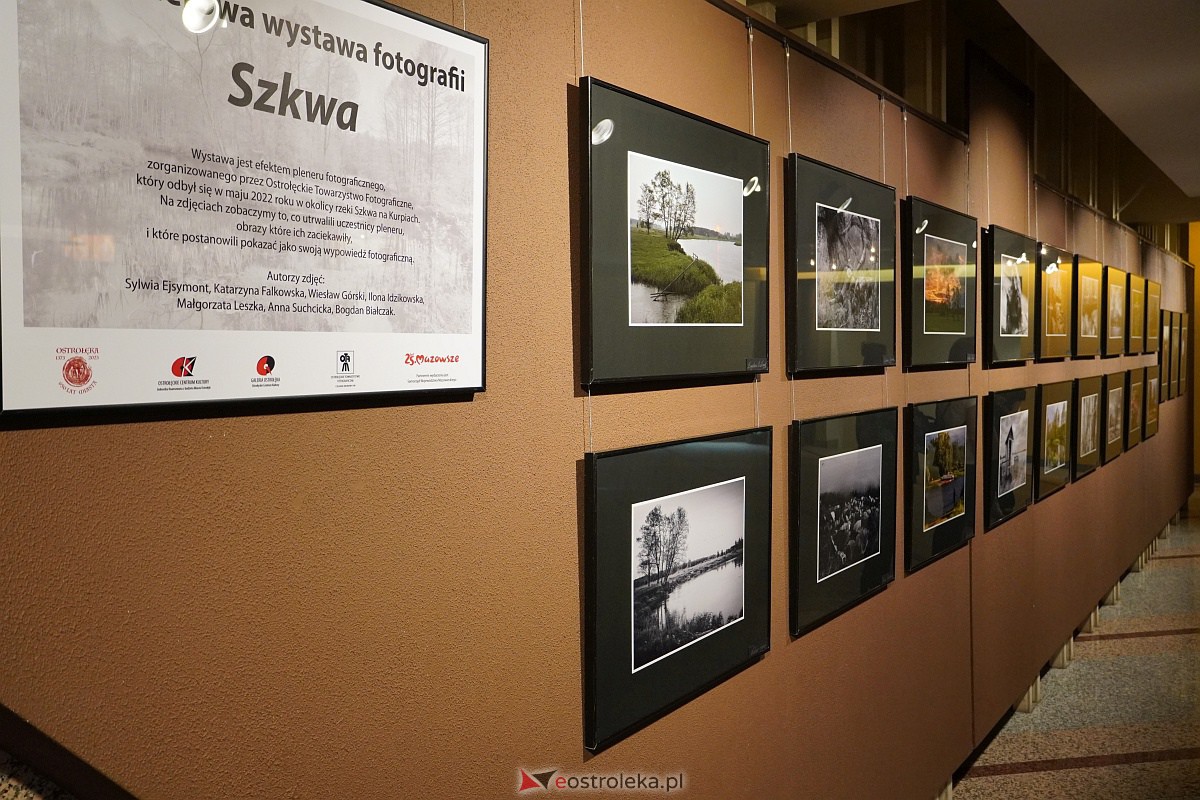 Wernisaż poplenerowej wystawy fotografii SZKWA [14.04.2023] - zdjęcie #2 - eOstroleka.pl