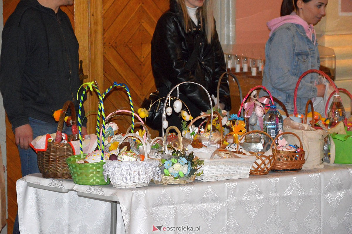 Prawosławne święcenie pokarmów w Klasztorze [15.04.2023] - zdjęcie #5 - eOstroleka.pl