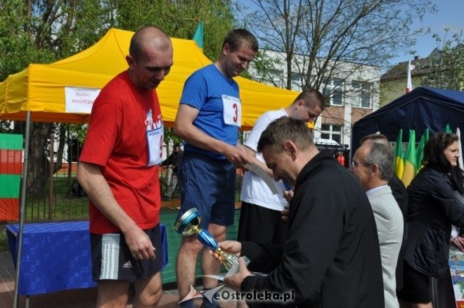 XVII Międzynarodowy Półmaraton Kurpiowski (08.05.2011) - zdjęcie #11 - eOstroleka.pl