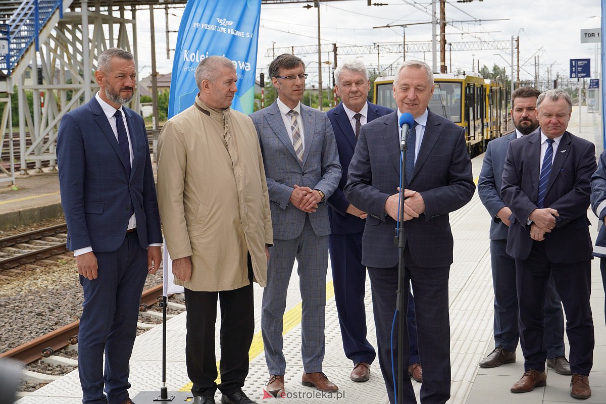 Konferencja PKP PLK - Otwarcie linii kolejowej Ostrołęka - Chorzele - zdjęcie #8 - eOstroleka.pl