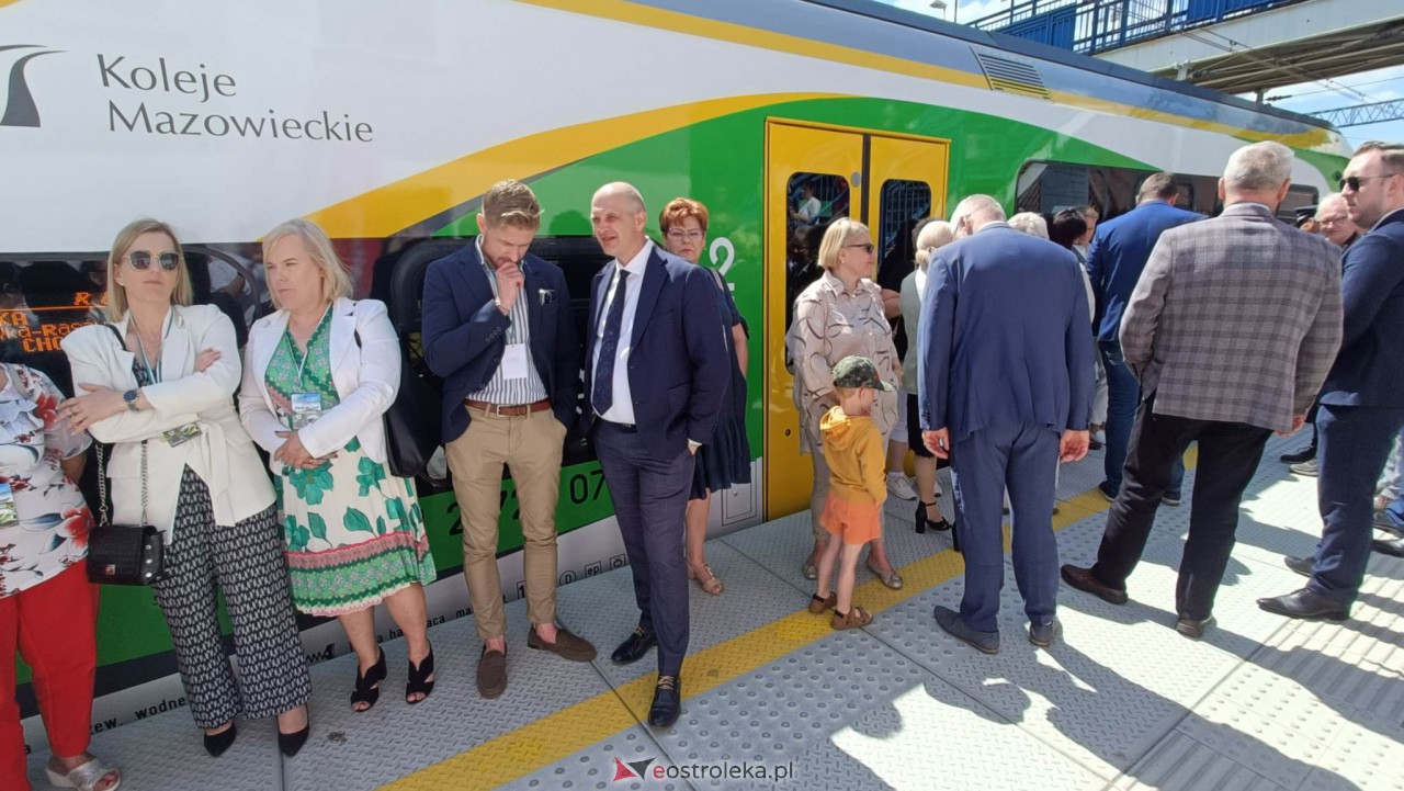 Powrót pociągów na linię kolejową nr 35 Ostrołęka-Chorzele [11.06.2023] - zdjęcie #4 - eOstroleka.pl