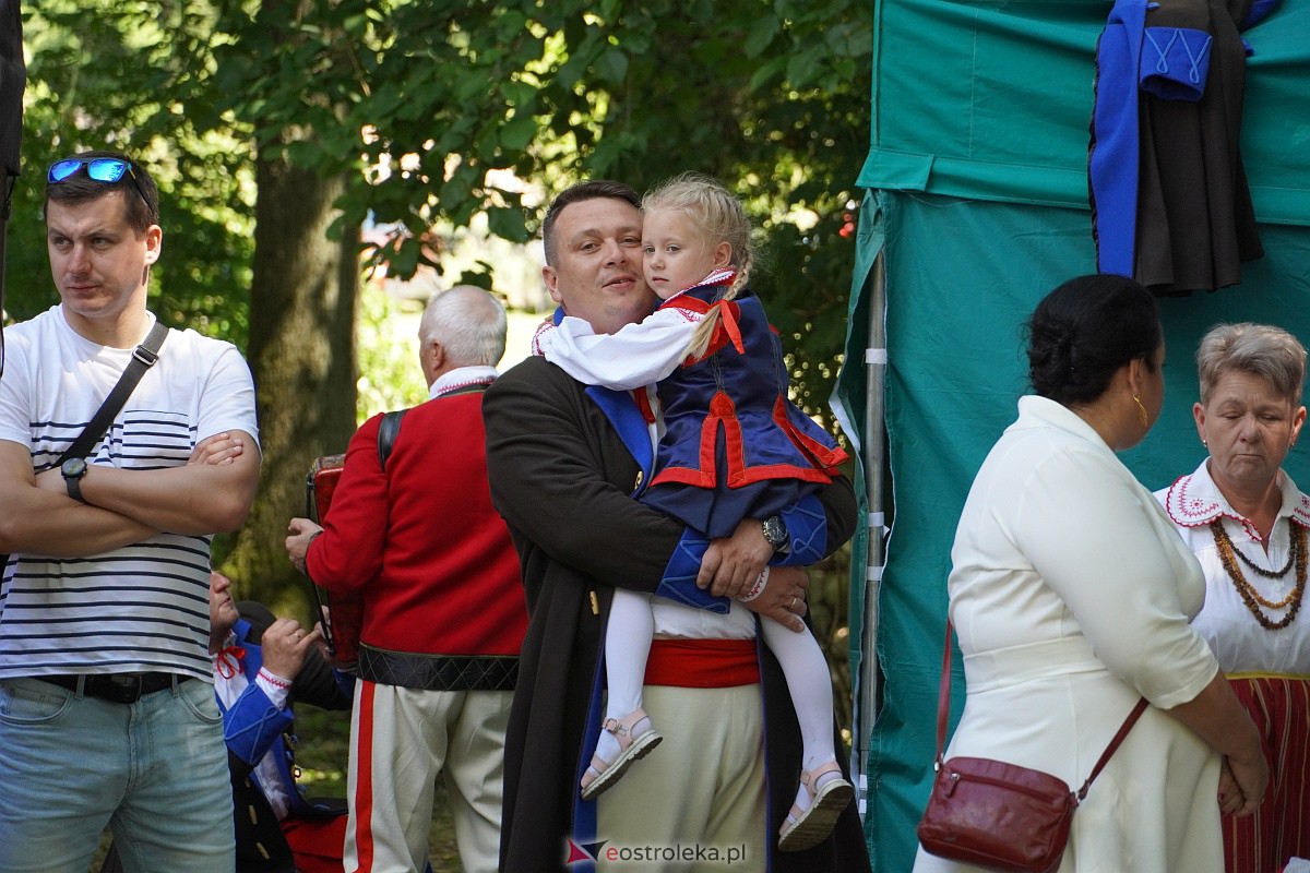 Święto Folkloru Kurpiowskiego w Zawadach [9.07.2023] - zdjęcie #1 - eOstroleka.pl