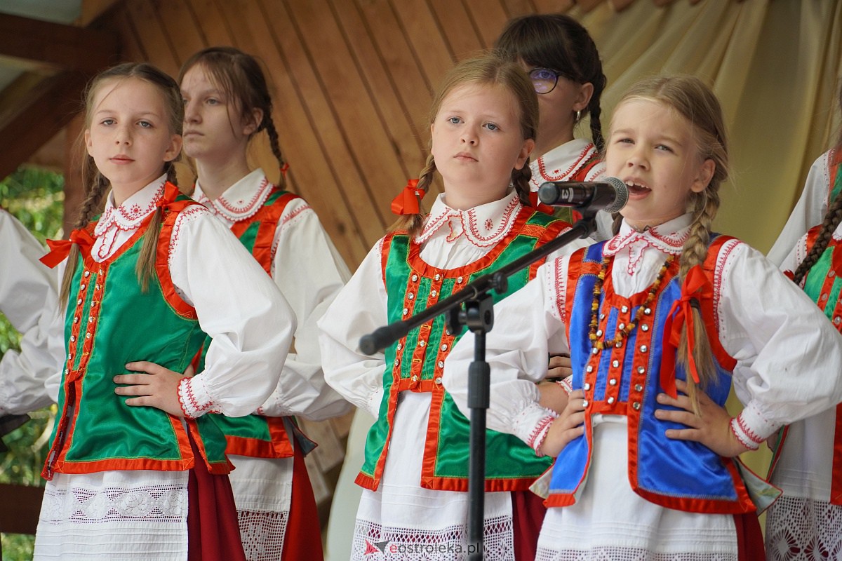 Święto Folkloru Kurpiowskiego w Zawadach [9.07.2023] - zdjęcie #36 - eOstroleka.pl