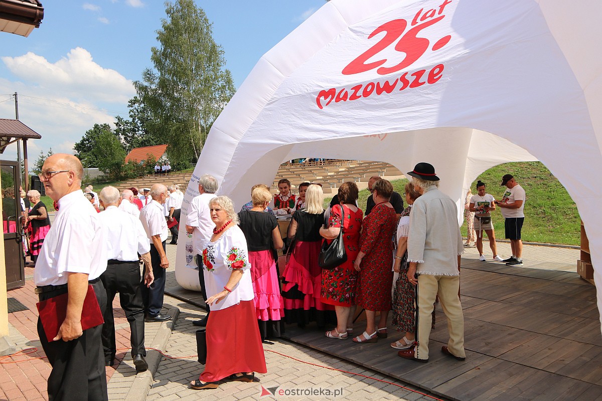 XV Przegląd Piosenki Klubów Seniora w Baranowie [06.08.2023] - zdjęcie #8 - eOstroleka.pl
