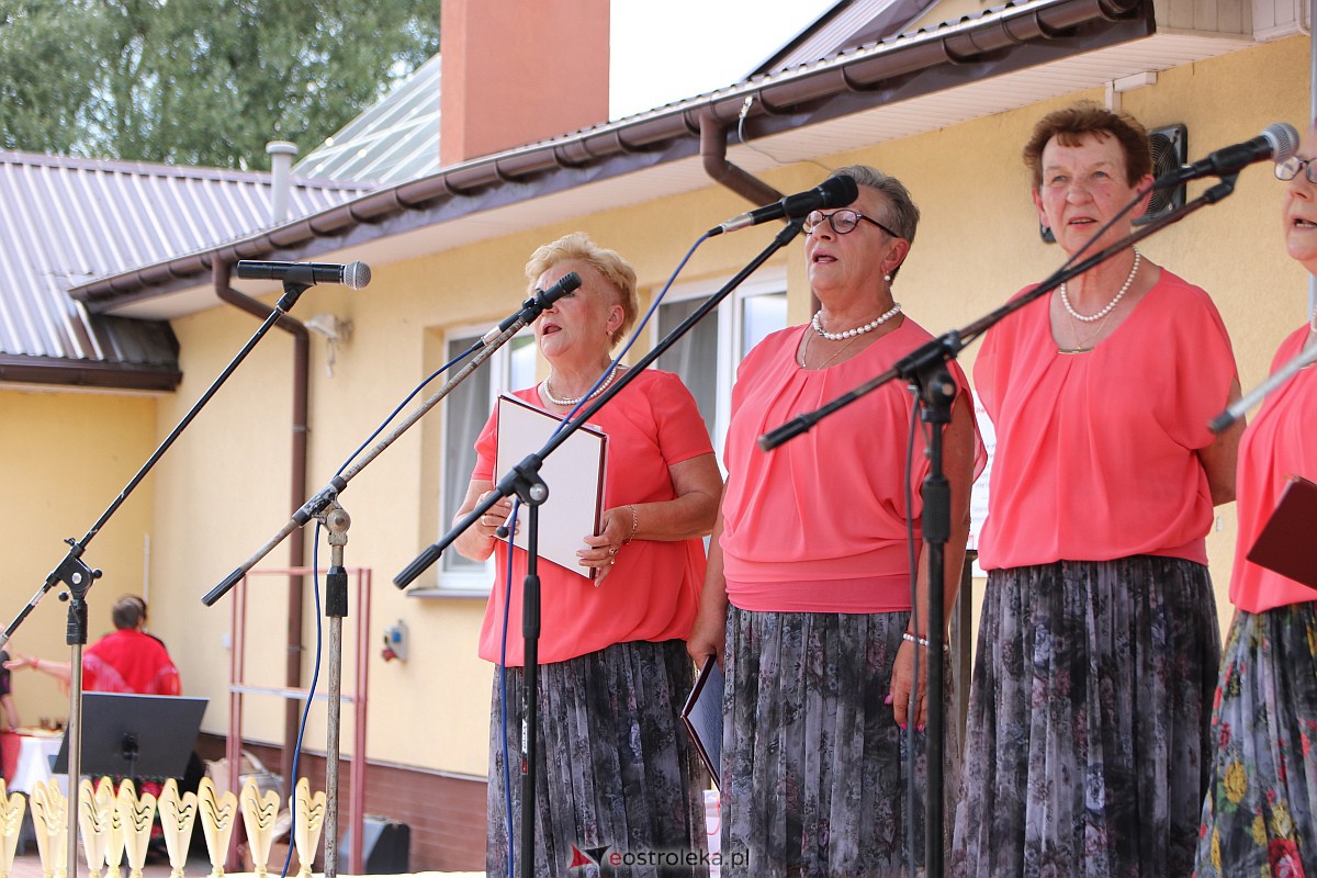 XV Przegląd Piosenki Klubów Seniora w Baranowie [06.08.2023] - zdjęcie #20 - eOstroleka.pl