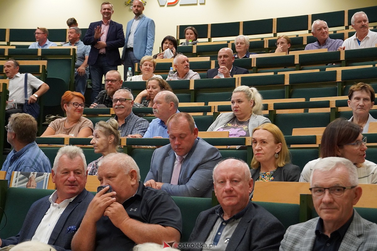 Spotkanie wyborcze PiS w Ostrołęce [21.09.2023] - zdjęcie #8 - eOstroleka.pl