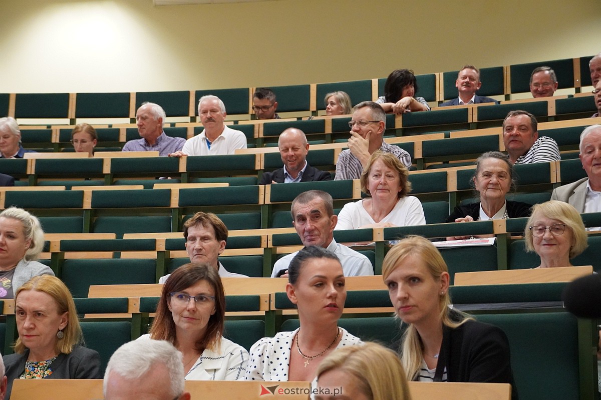 Spotkanie wyborcze PiS w Ostrołęce [21.09.2023] - zdjęcie #13 - eOstroleka.pl